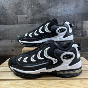 Nike Air Metal Max 2020 Mens Sz 9 Black‎ White Retro Sneakers CJ2618-001